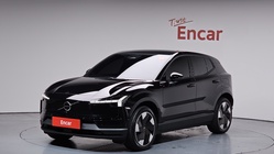Volvo EX30 2025