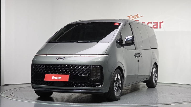 Hyundai Staria