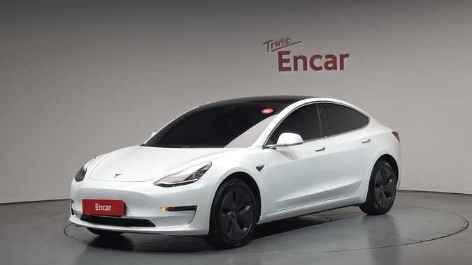 Tesla Model 3 2019