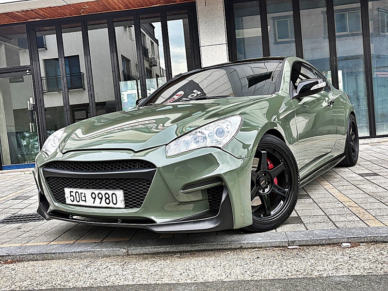 Hyundai Genesis
