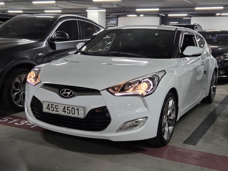 Hyundai Veloster
