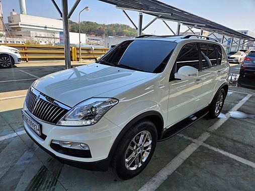 Ssangyong Rexton 2015