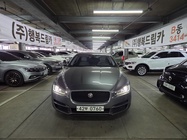Jaguar XE 2015