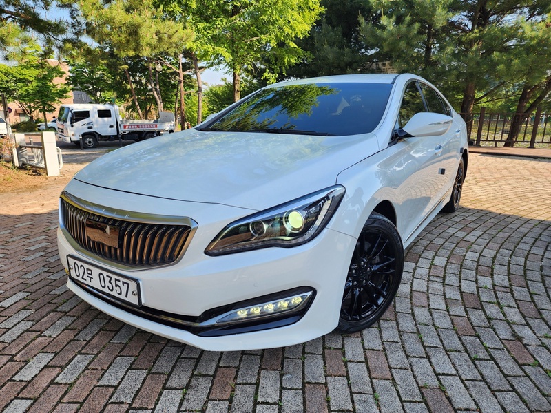 Hyundai Aslan