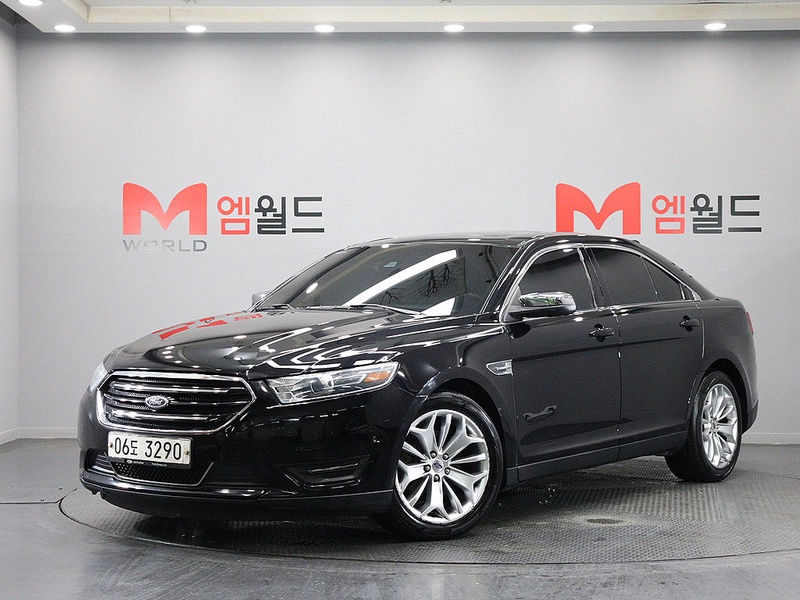 Ford Taurus