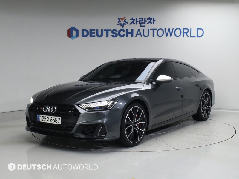 Audi S7