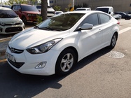 Hyundai Avante 2011