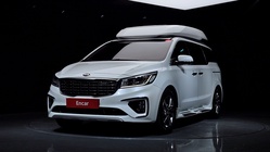 Kia Canival 2018