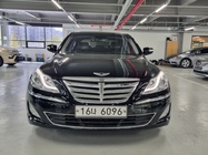 Hyundai Genesis 2013