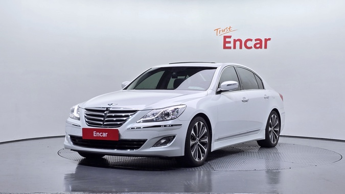 Hyundai Genesis 2012