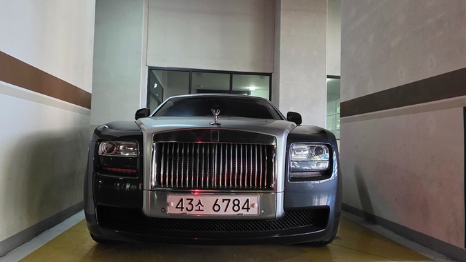 Rolls-Royce Ghost 2010