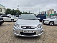 Hyundai Accent 2012