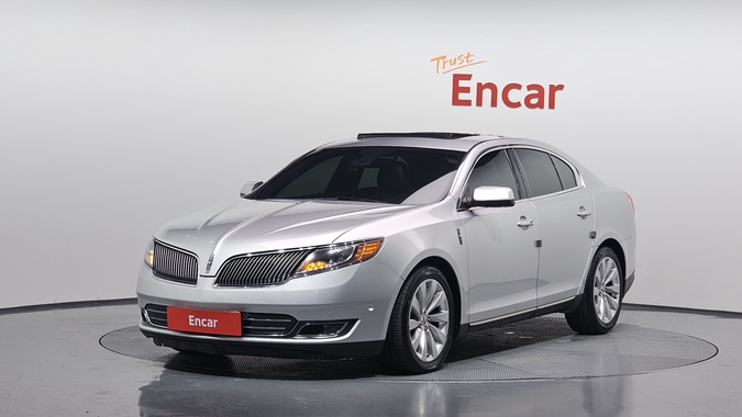 Lincoln MKS 2014
