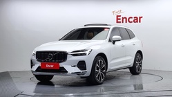 Volvo XC60 2025