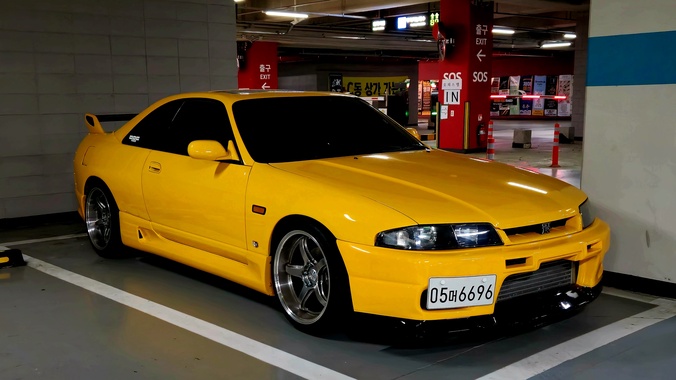 Nissan Skyline 1996