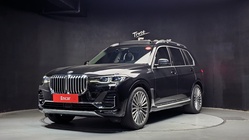 BMW X7 2021