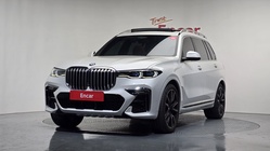 BMW X7 2021
