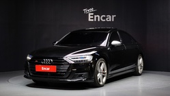 Audi S8 2021