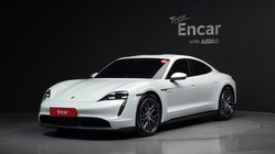Porsche Taycan 2022