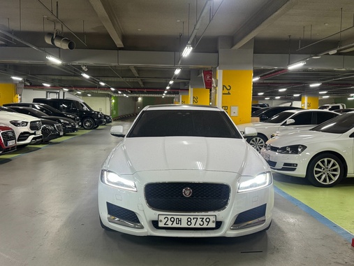 Jaguar XF 2018