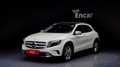 Mercedes-Benz GLA-Class 2016