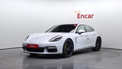 Porsche Panamera 2020