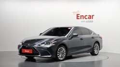 Lexus ES 2023