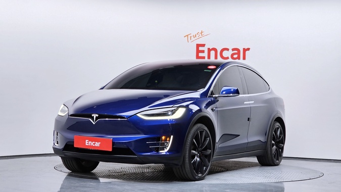 Tesla Model X 2019