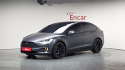 Tesla Model X 2020
