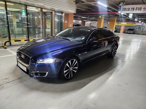 Jaguar XJ 2019