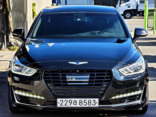 Genesis EQ900 2016