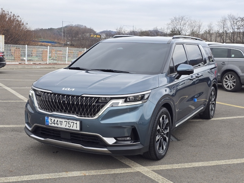 Kia Canival