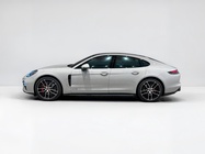 Porsche Panamera 2021