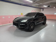 Porsche Cayenne 2025