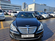 Hyundai Genesis 2012