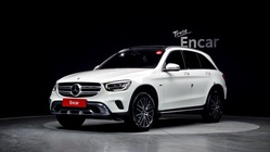 Mercedes-Benz GLC-Class 2021