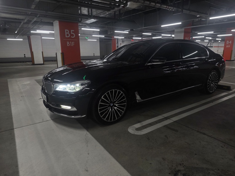 BMW 7 Series