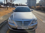 Hyundai Genesis 2012