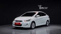 Hyundai Accent 2015