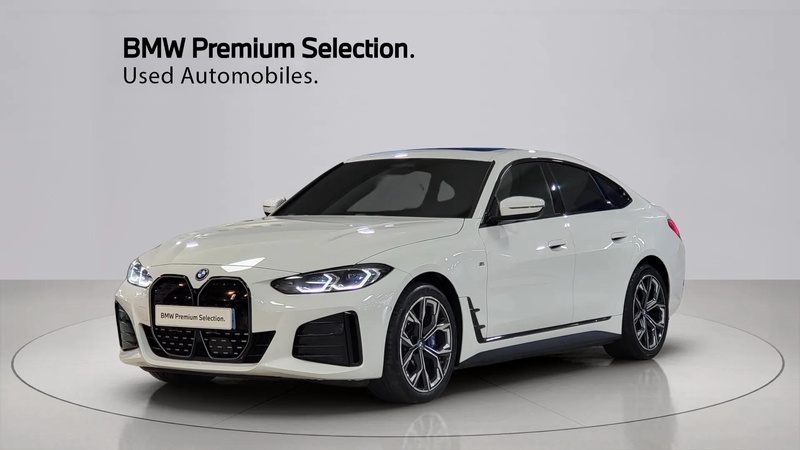 BMW i4