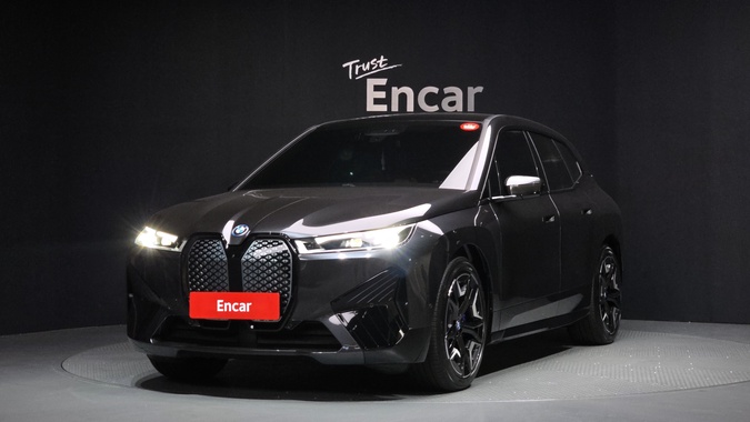 BMW iX 2023