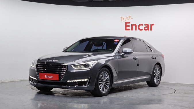 Genesis EQ900 2017
