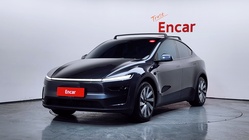 Tesla Model Y 2025