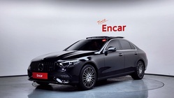 Mercedes-Benz C-Class 2025