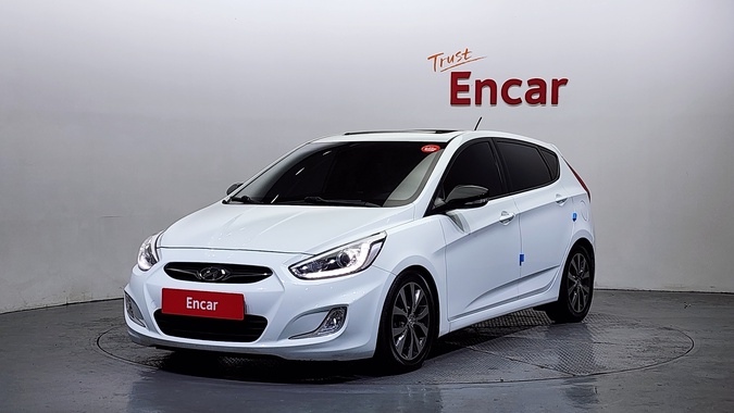 Hyundai Accent 2013