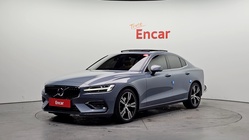 Volvo S60 2022