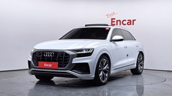 Audi Q8 2021