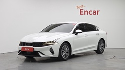Kia K5 2023