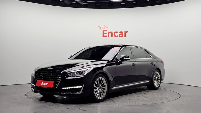 Genesis EQ900 2017