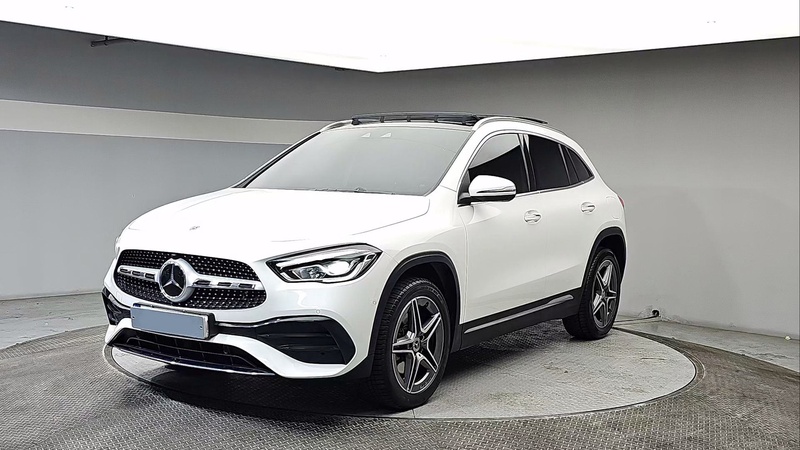 Mercedes-Benz GLA-Class